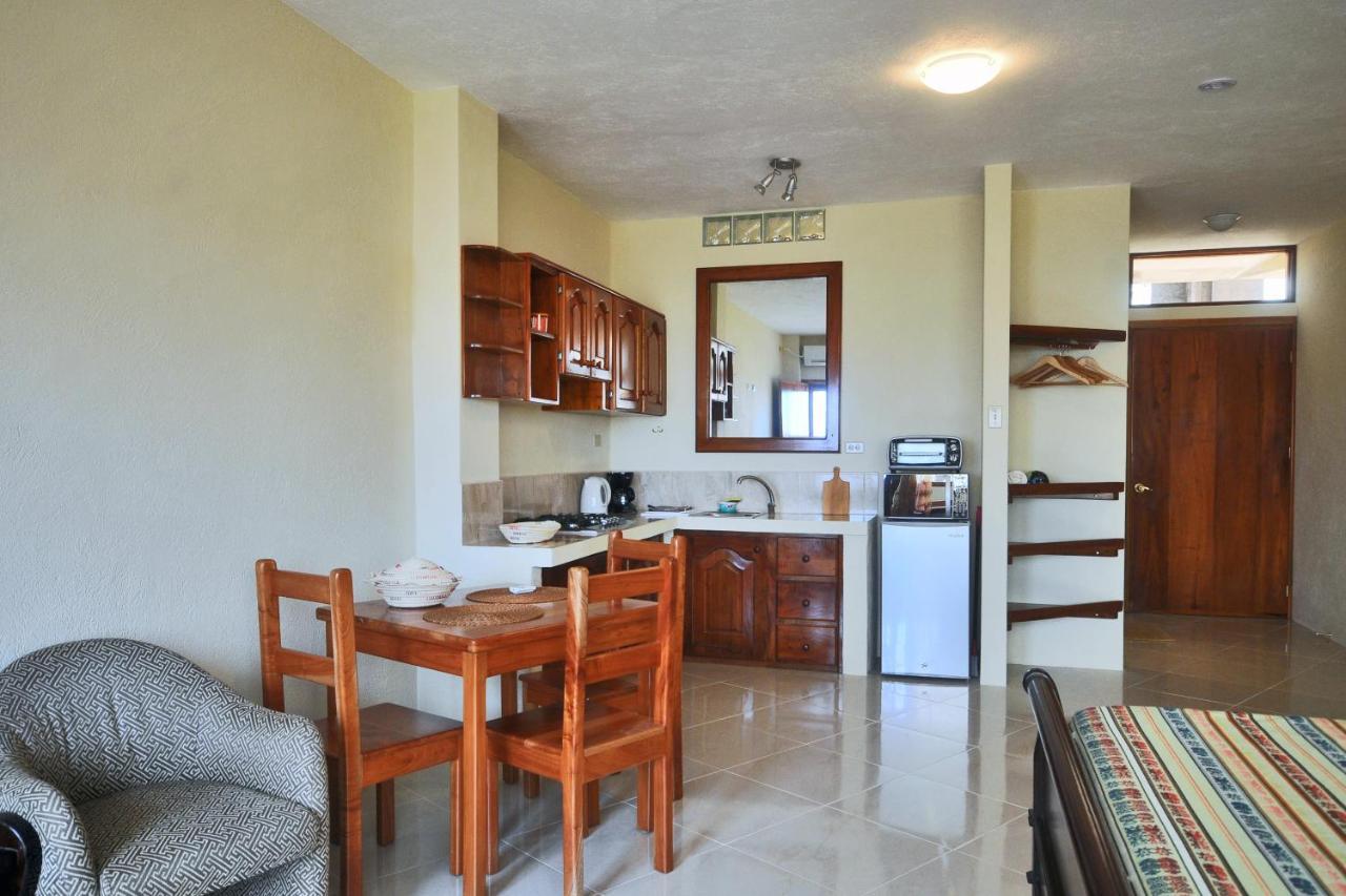 The Galeodan Suites Puerto Baquerizo Moreno Eksteriør billede