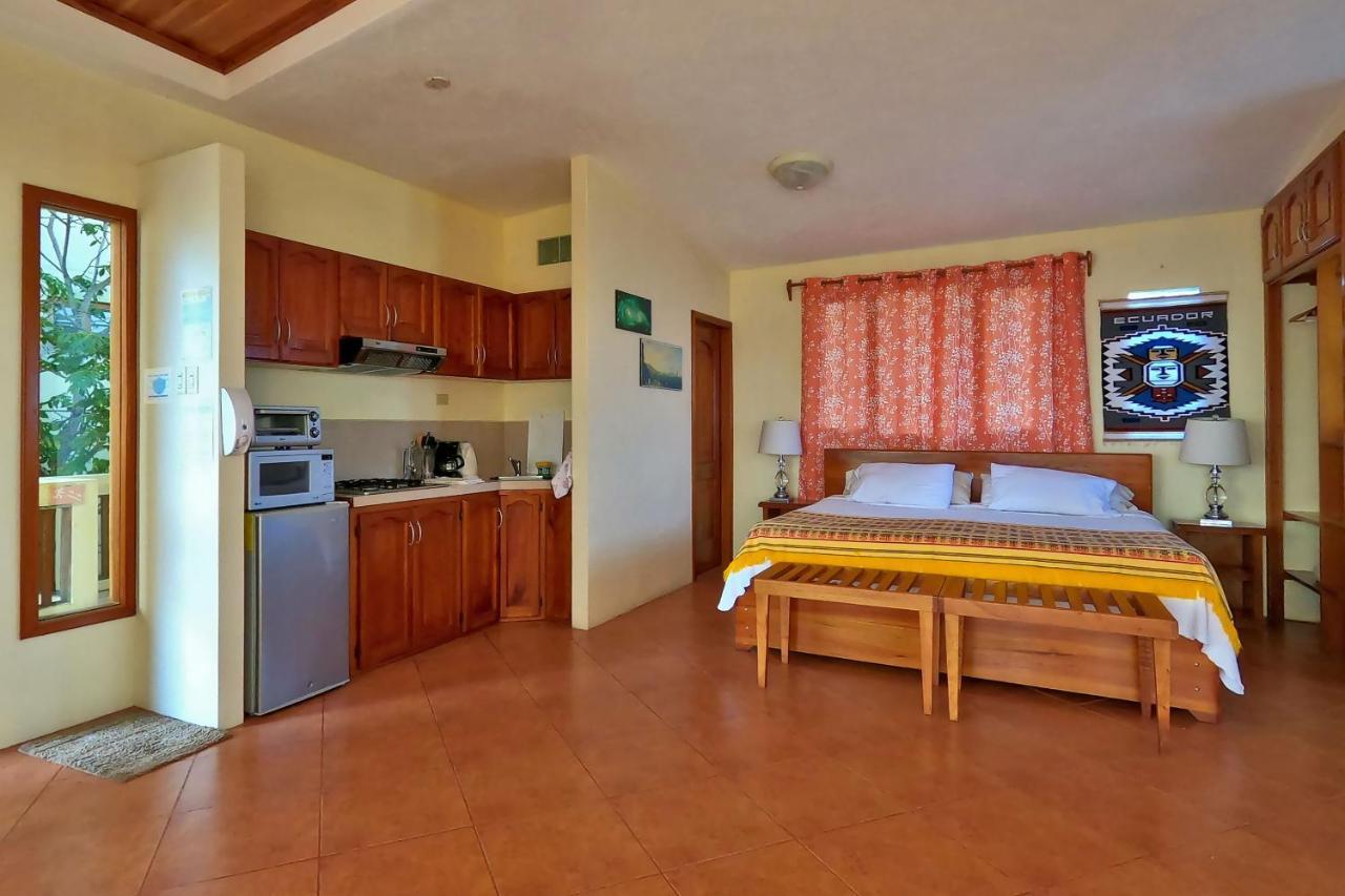 The Galeodan Suites Puerto Baquerizo Moreno Eksteriør billede