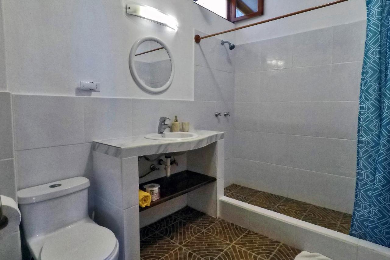 The Galeodan Suites Puerto Baquerizo Moreno Eksteriør billede
