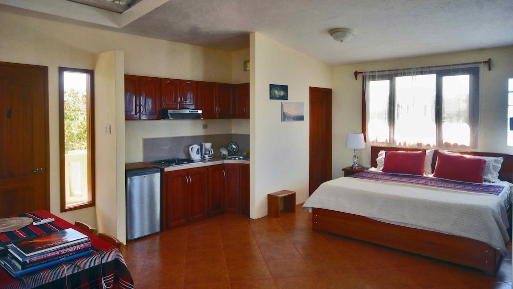 The Galeodan Suites Puerto Baquerizo Moreno Eksteriør billede