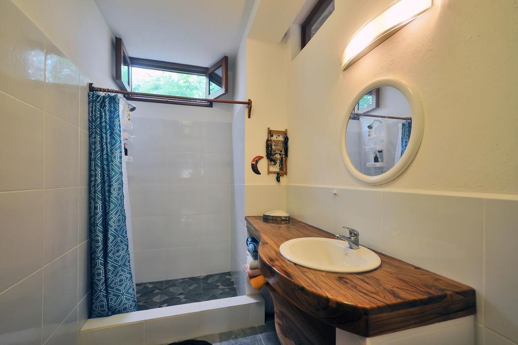 The Galeodan Suites Puerto Baquerizo Moreno Eksteriør billede