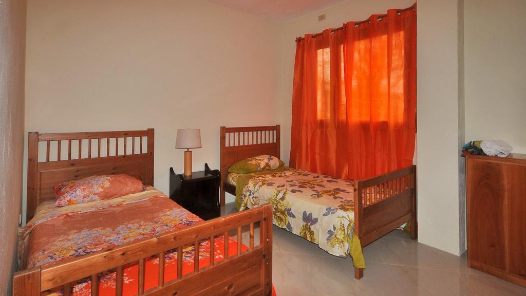 The Galeodan Suites Puerto Baquerizo Moreno Eksteriør billede